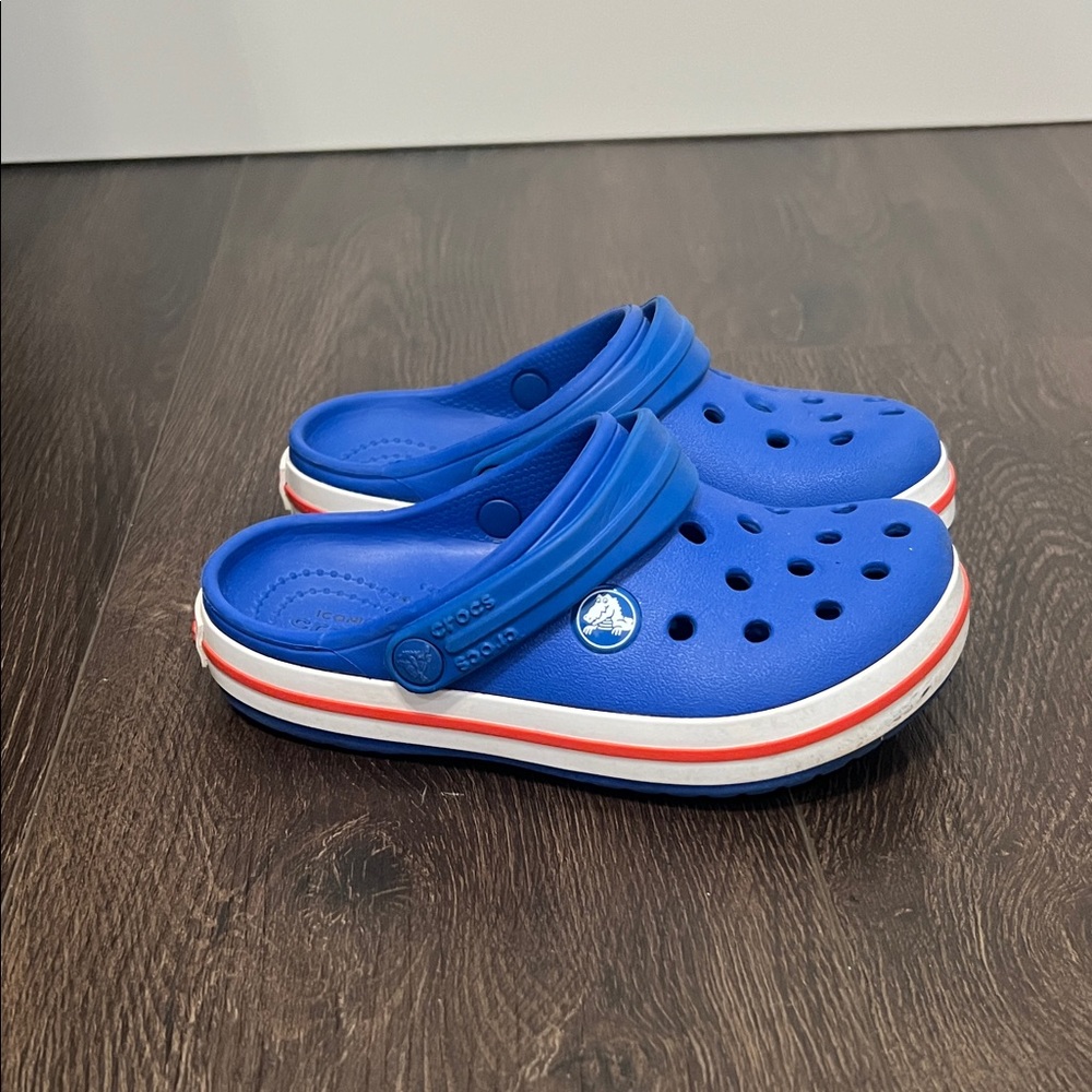 Kids Blue red band crocs